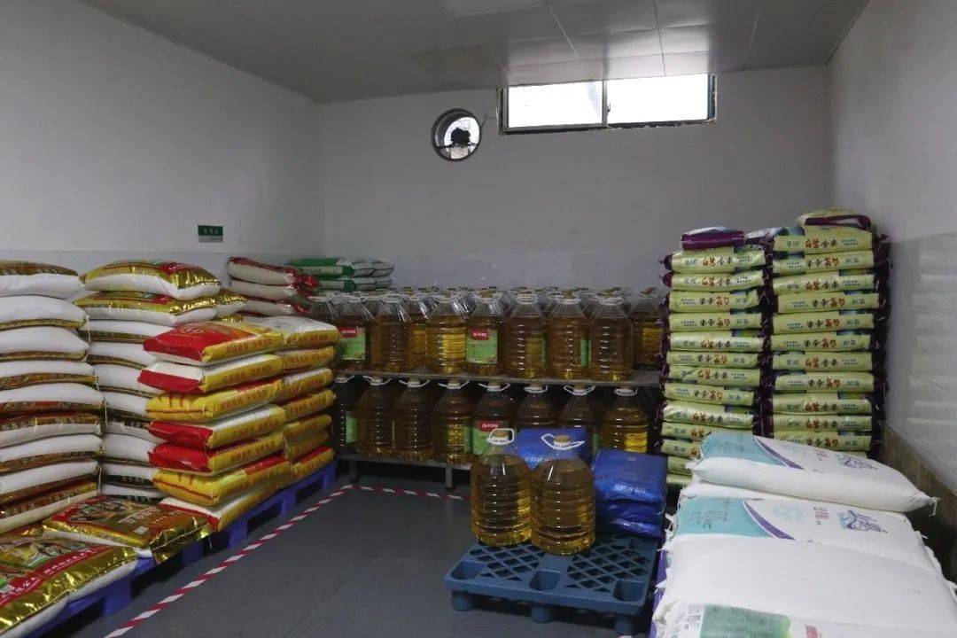 为什么工厂食堂的饭越来越难吃,为什么工厂里的饭堂好吃