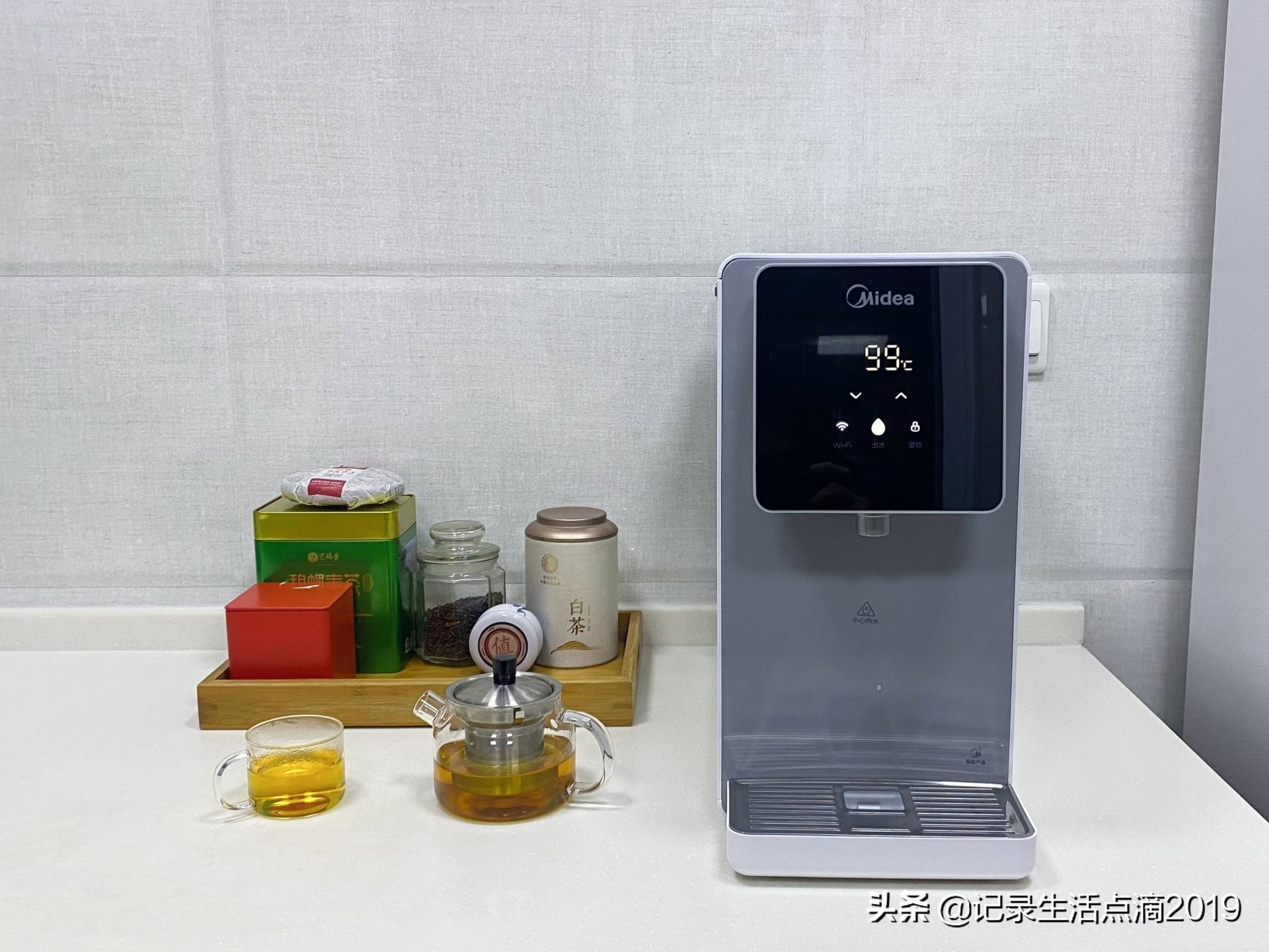 矿泉即热净饮机,美的直饮净水器怎么使用