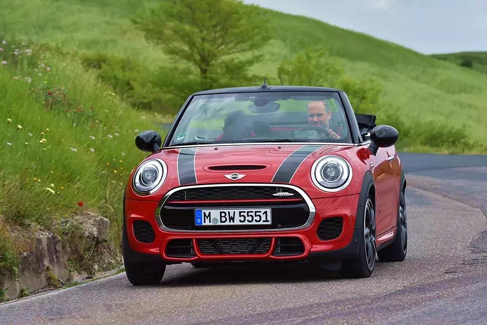 最便宜空间大的四座敞篷,豪华四座硬顶敞篷车推荐