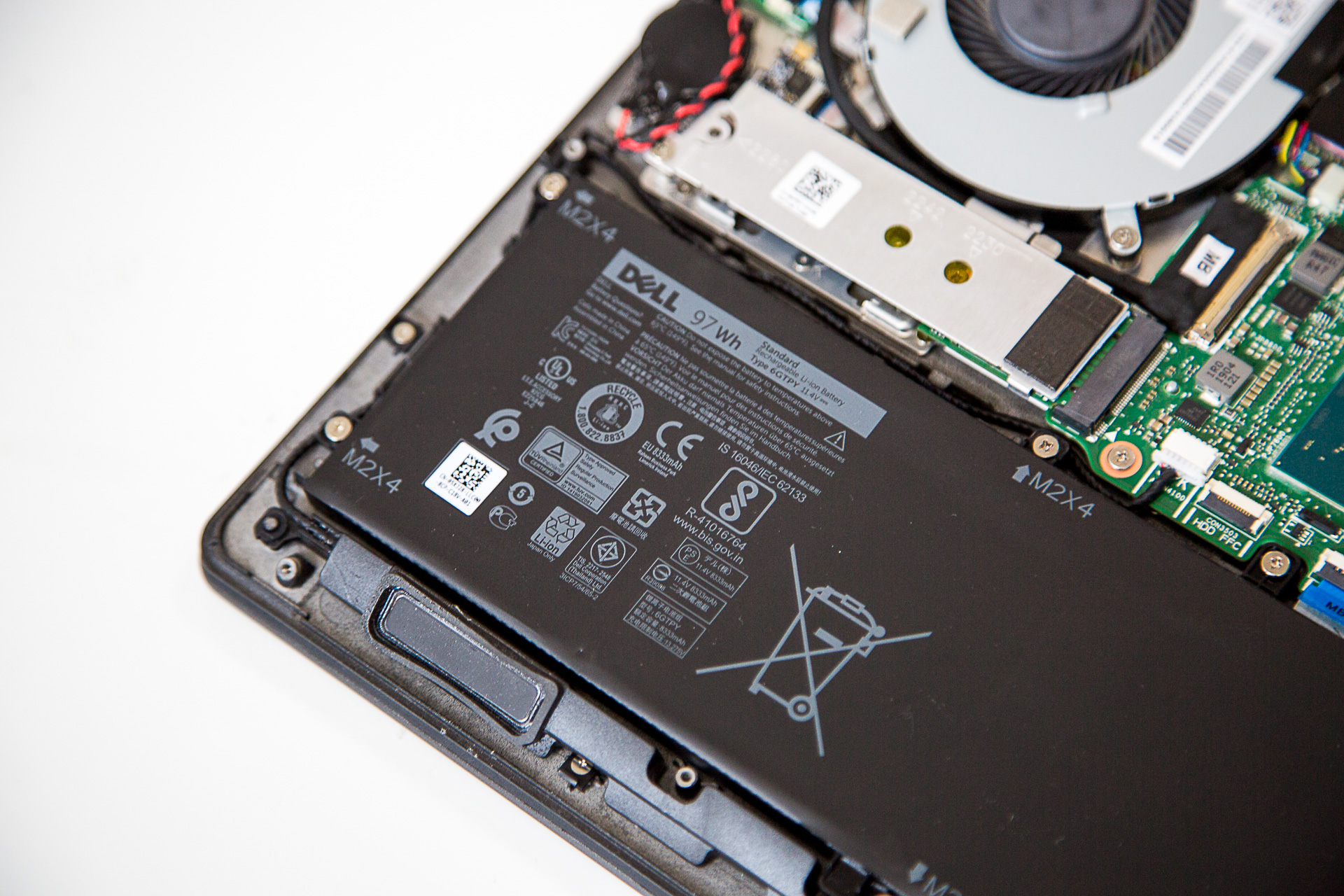 戴尔笔记本灵越700015评测,轻薄本dell灵越续航一般多久