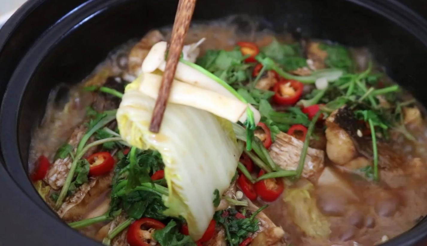 草鱼最好吃的做法一看就会,草鱼最好吃的做法鲜香开胃还不腥