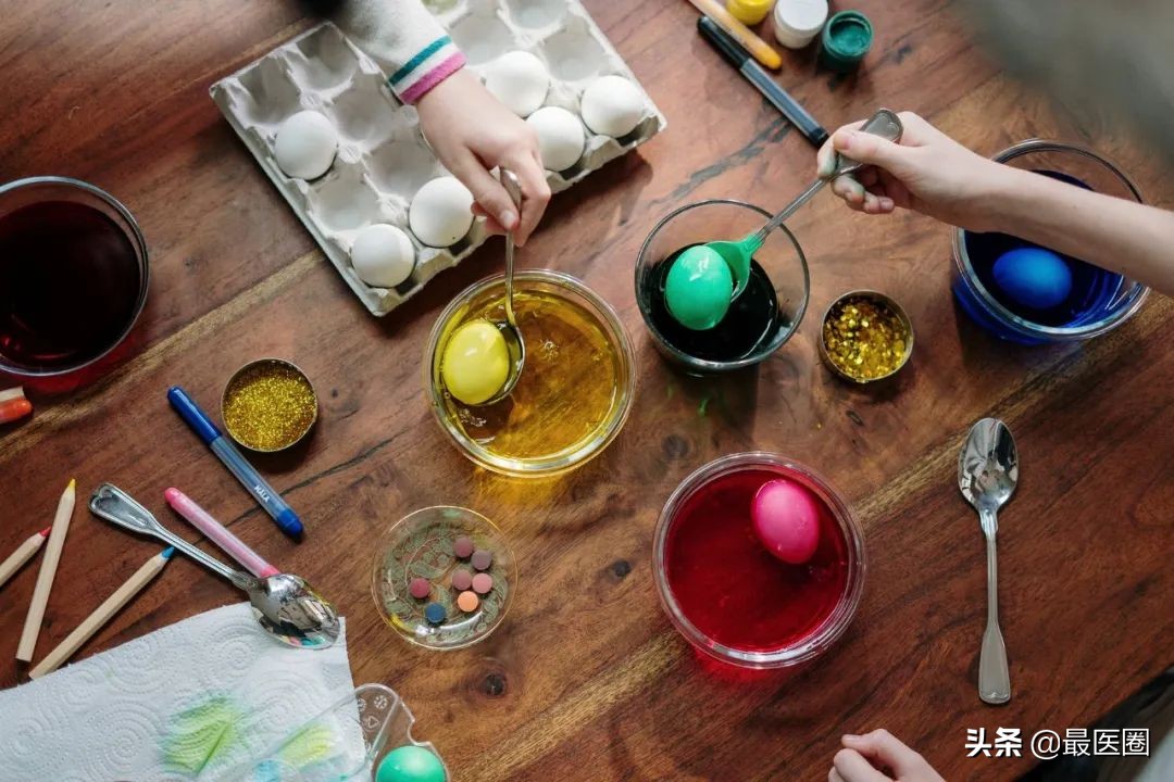 看似平平无奇的尿液，在向我们身体发出了什么警报？