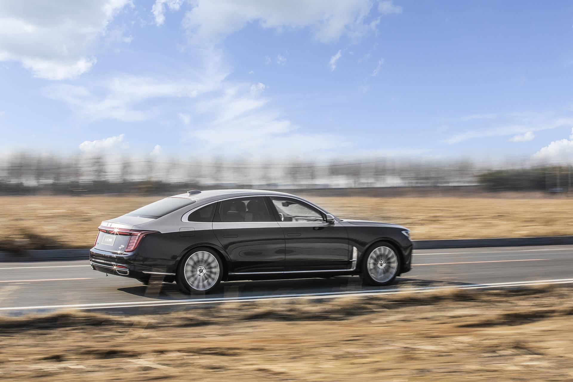 重剑无锋大巧不工全文,红旗h9底盘驾驶体验