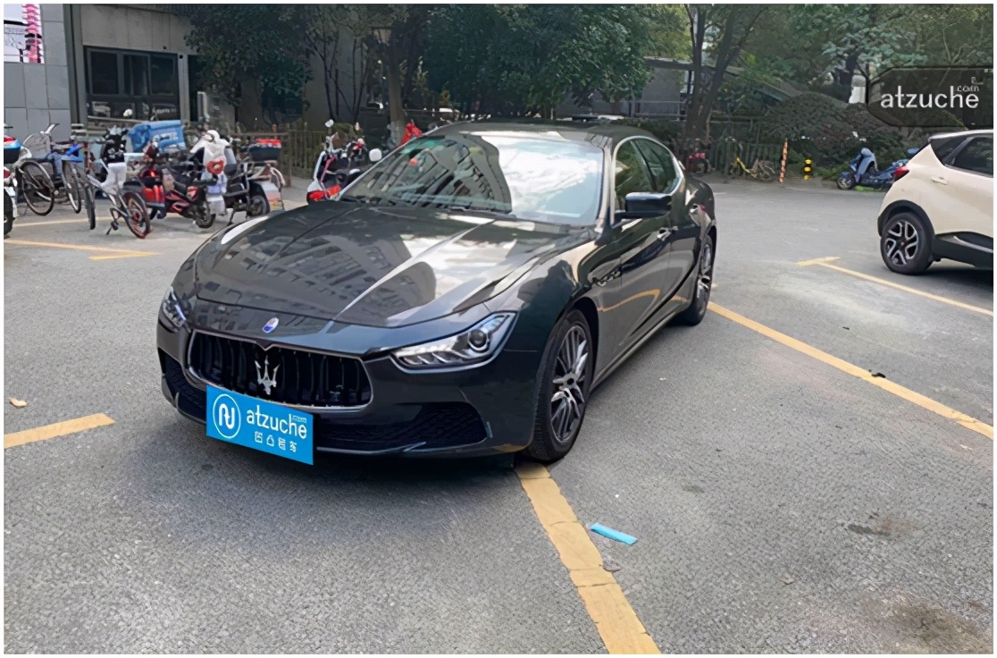 追尾事故责任认定规定及注意事项,高速快车道停车导致追尾谁的责任