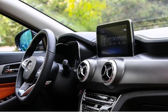 陪十个朋友买了车之后老司机吐血总结买车优惠“四大天条“