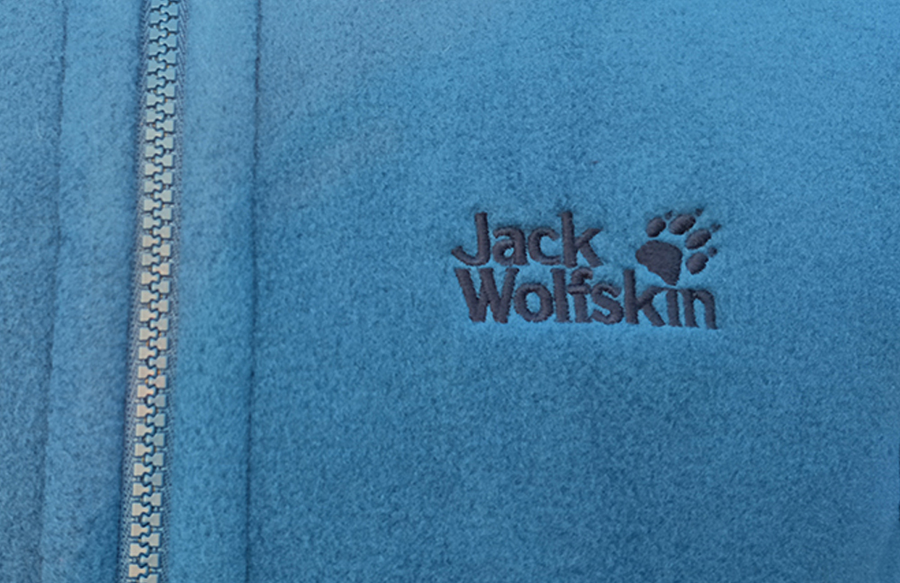 冲锋衣品牌排行榜狼爪冲锋衣,狼爪冲锋衣和骆驼冲锋衣