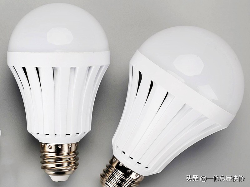 节能灯不亮了一招教你修复,节能灯不亮了一招修复视频