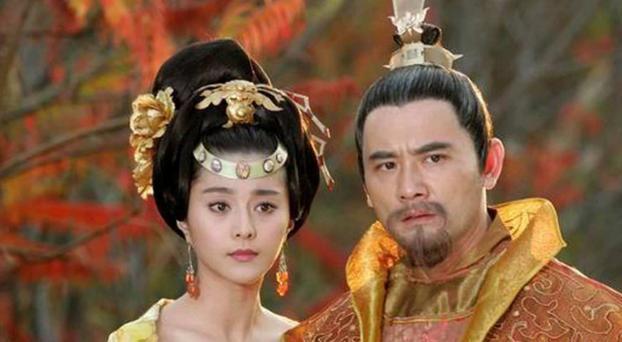 浮云忽以蔽，不见渔阳城，诗中议论如何做到不着色相？