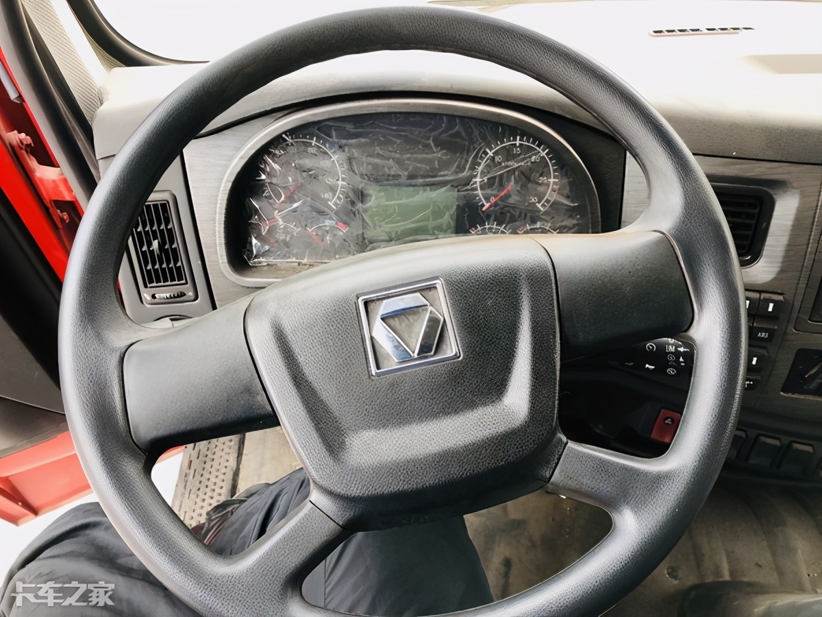 240马力玉柴配8挡法士特，徐工G5小三桥载货车只要22万