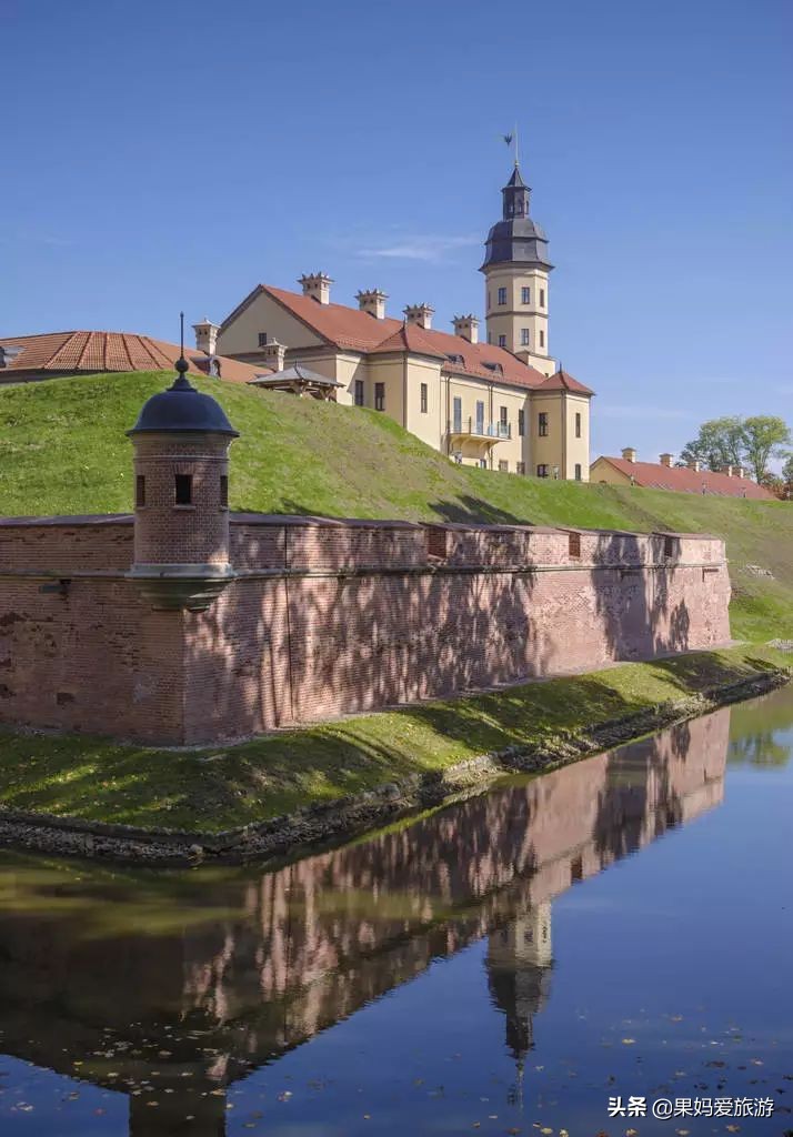 这8个国家格调高消费低,攒点小钱,带上白本说走就走