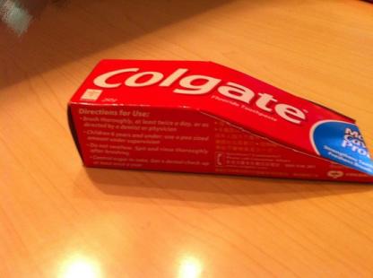 给小孩子做玩具玩简单又好玩,和孩子一起做的简单的手工