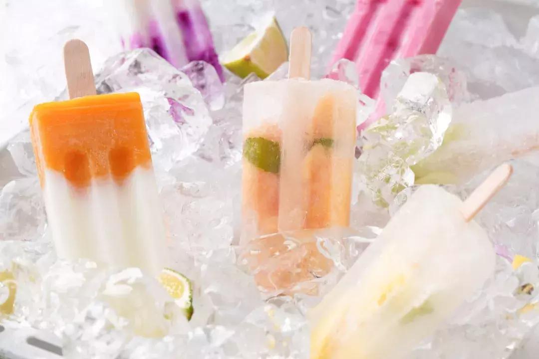 如何在家自制奶油冰棍,自制冰棍手工制作