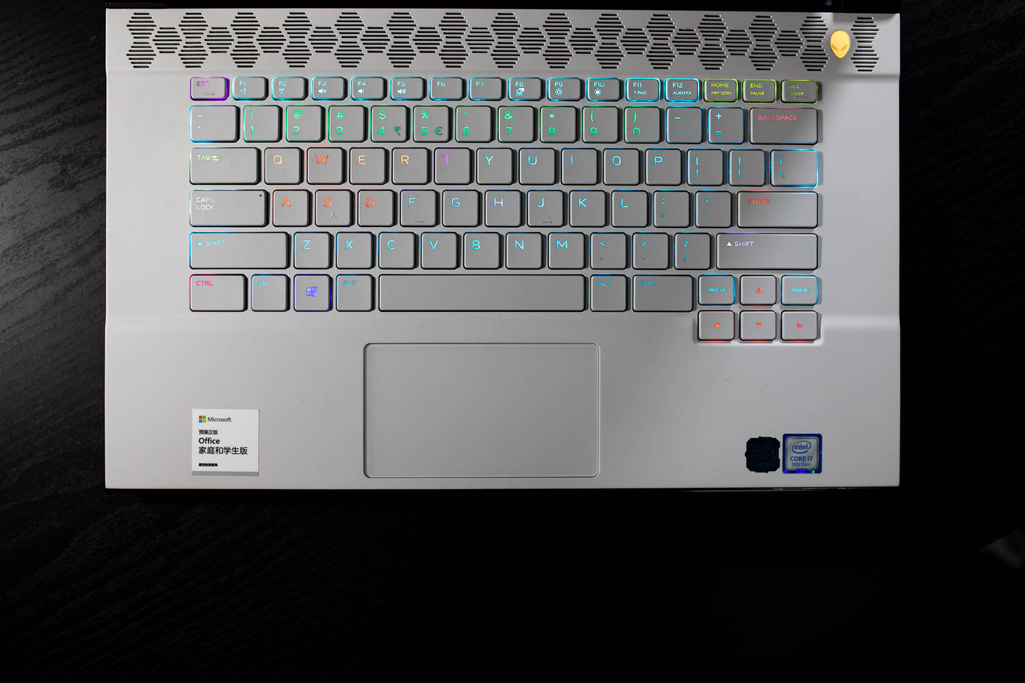 戴尔外星人m15r6测评是什么系统,戴尔外星人m15r2雷电接口