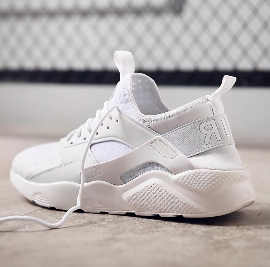 运动鞋绒破了怎样修补,运动鞋里面破了修补