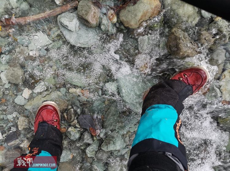 lowa逆行者户外鞋耐穿吗,lowa逆行者鞋测评