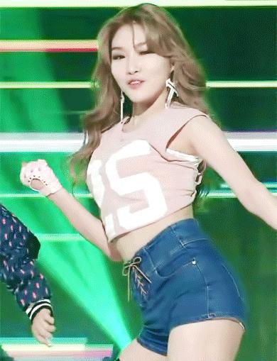 被喷整容,凭实力逆袭为泫雅宣美接班人:我能被记住,绝不是穷哈