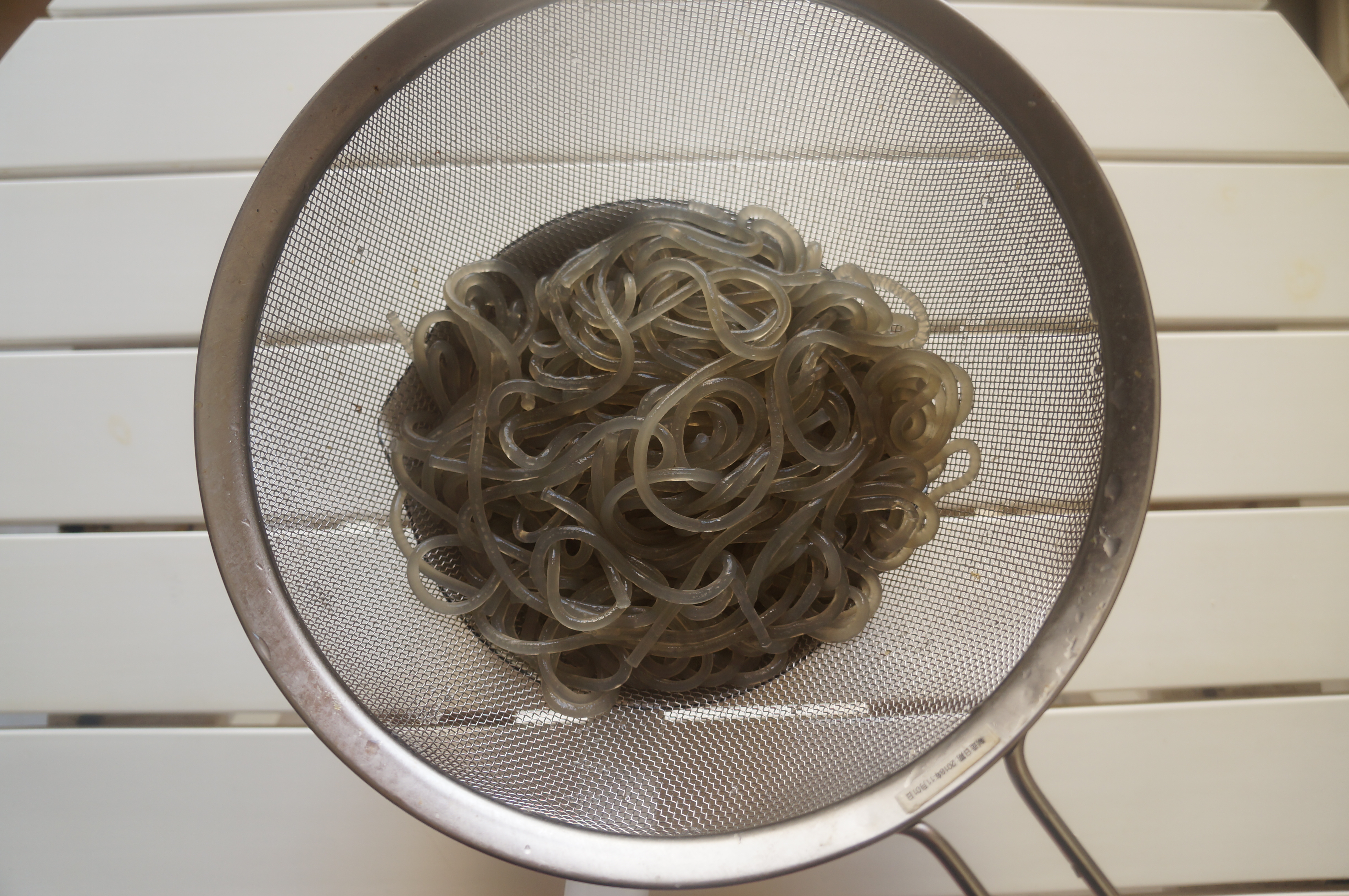 怎样炒粉条才能松散不粘锅,粉条怎么炒出来才不会粘锅