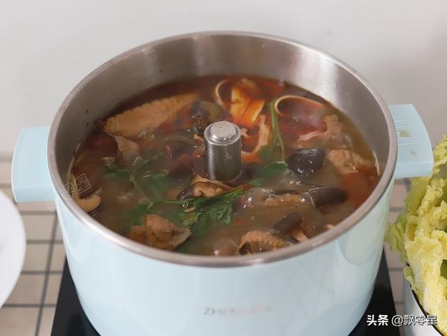 火锅鸡鲜香麻辣,泊头麻辣火锅鸡的正宗做法