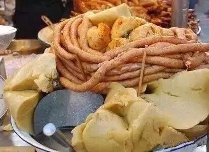 *疆新**也有很多“奇葩”的食物,有的看到反胃,有的念念不忘