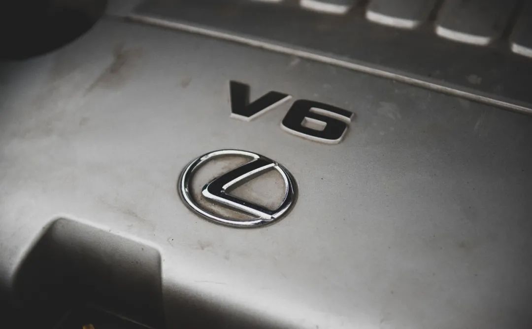 为什么要买百万级别的车,有没必要再买个破车