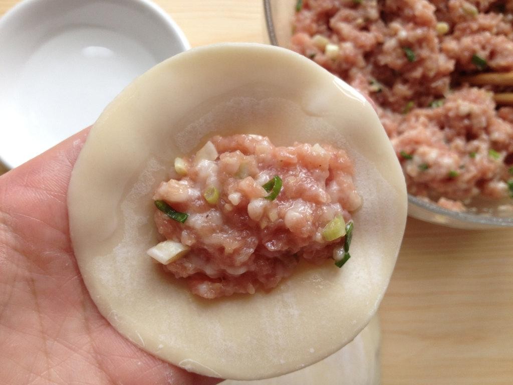 正宗的四川名小吃钟水饺,四川钟水饺的包法