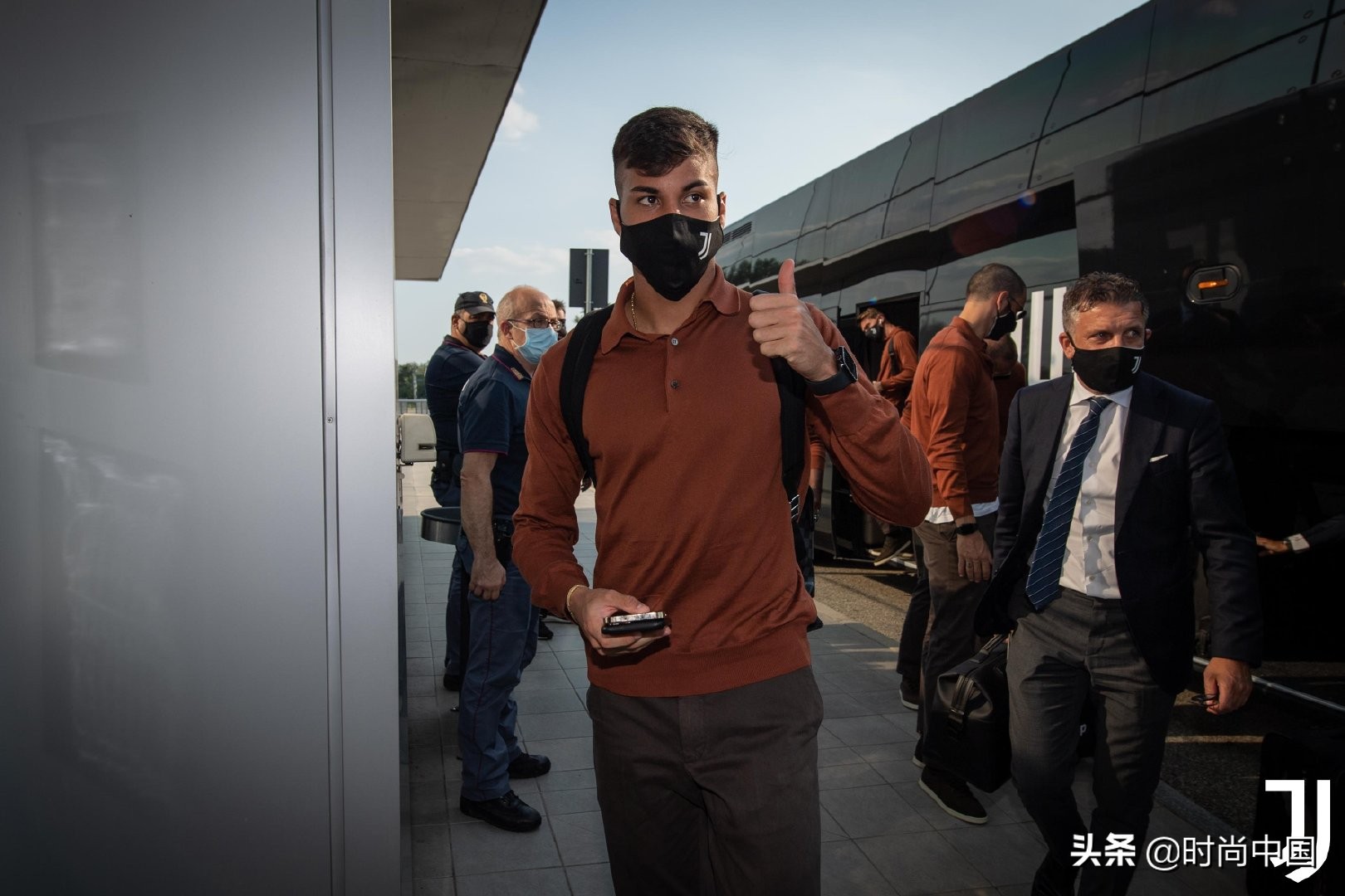 人类高质量生活服饰,人类高质量服装