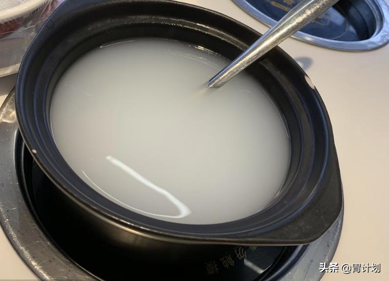 砂锅养锅开锅不裂的方法,新砂锅正确开锅和养锅方法