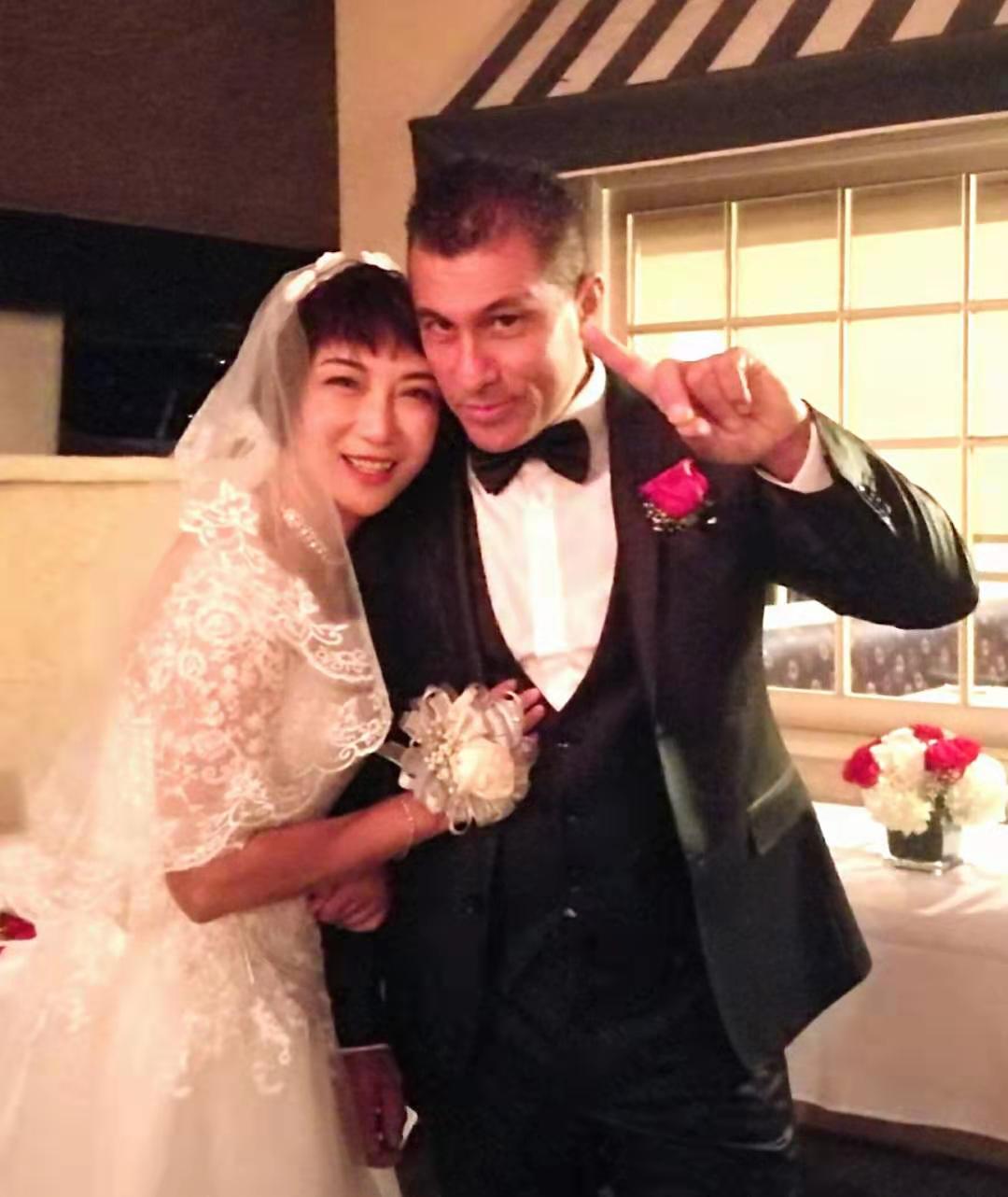 “芳”眼美国：我的跨国情缘（六）自己策划婚礼