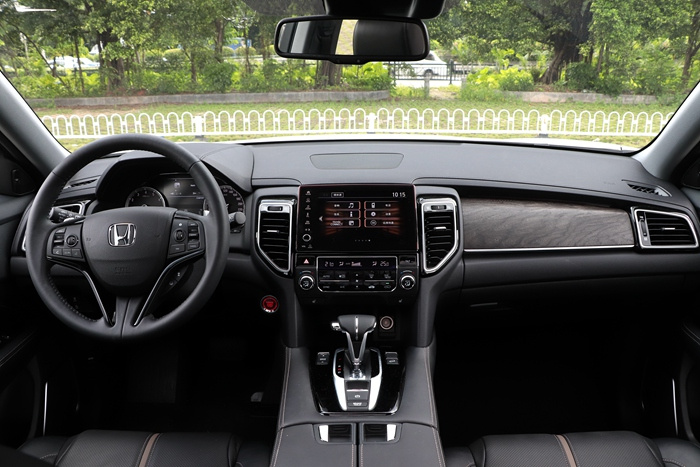 28万本田旗下的urv落地suv,本田ur-v顶配内饰
