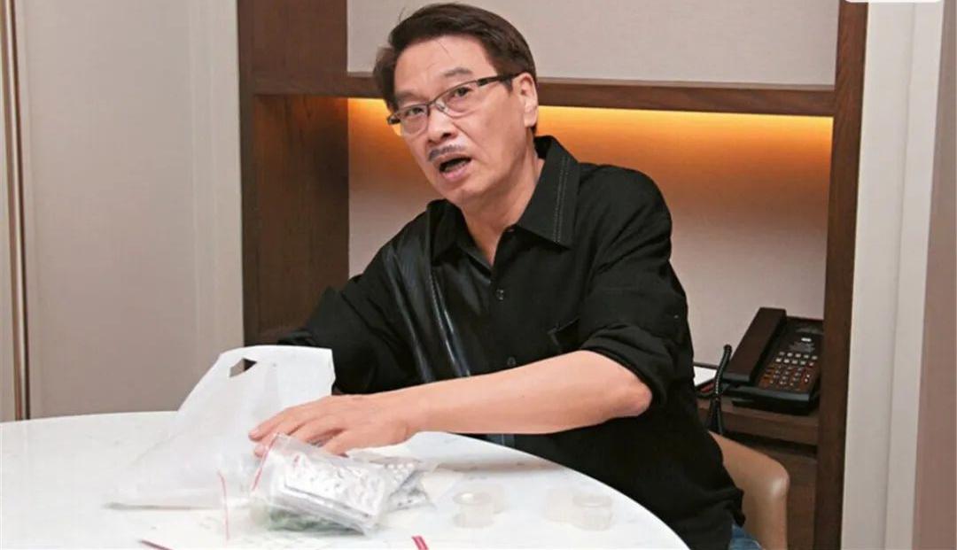 吴孟达肝癌什么时候确诊,吴孟达得肝癌最可能的原因