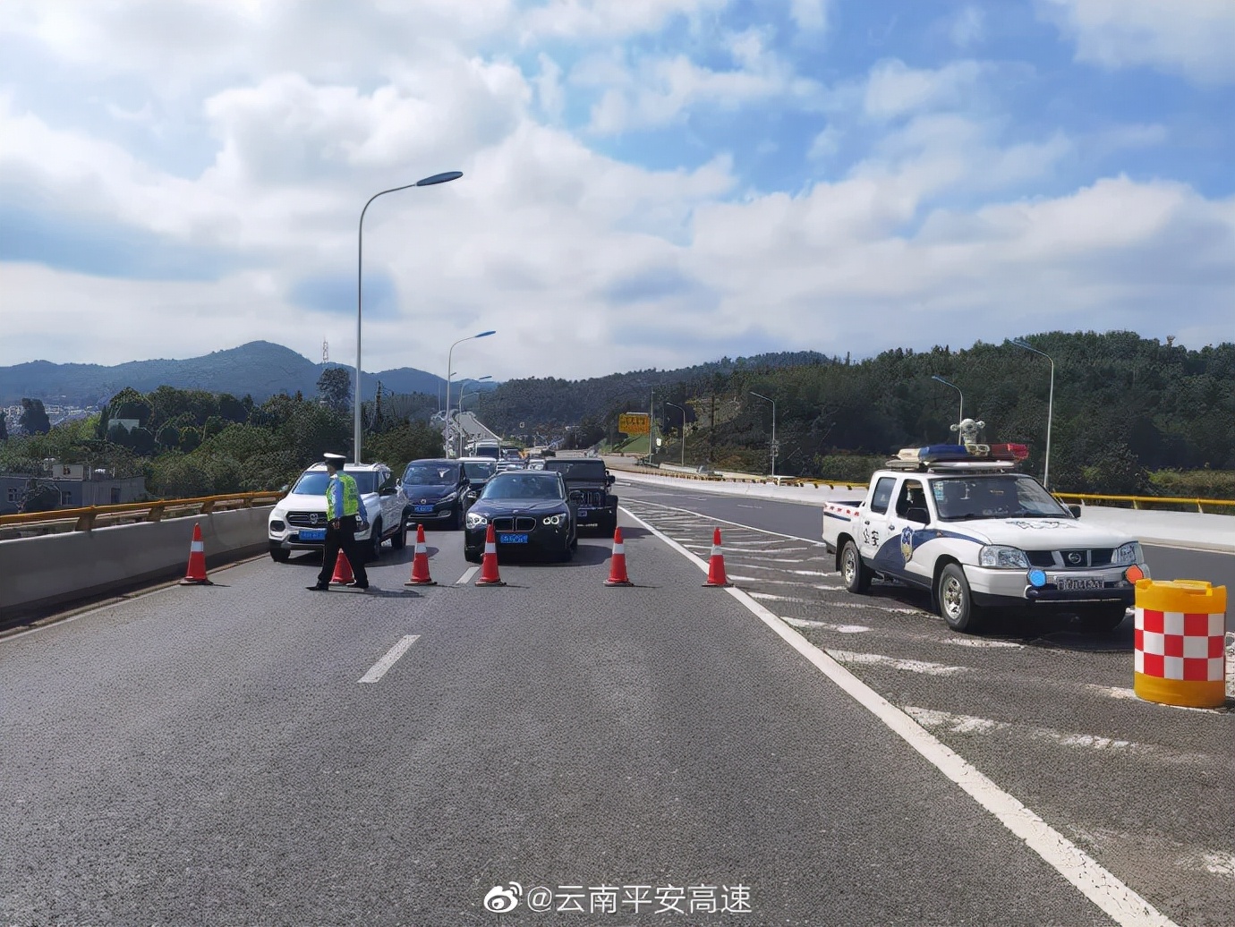 车流量大高速封闭,车流量大收费站封闭