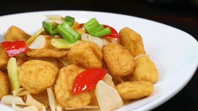 宝安人的顺德饭堂,生蚝用木桶蒸,还加黑松露