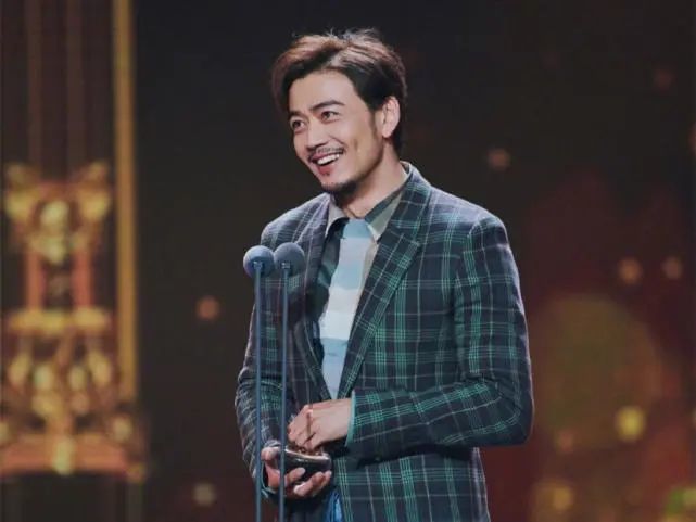 杨烁回应的事件后续,杨烁回应绯闻事件