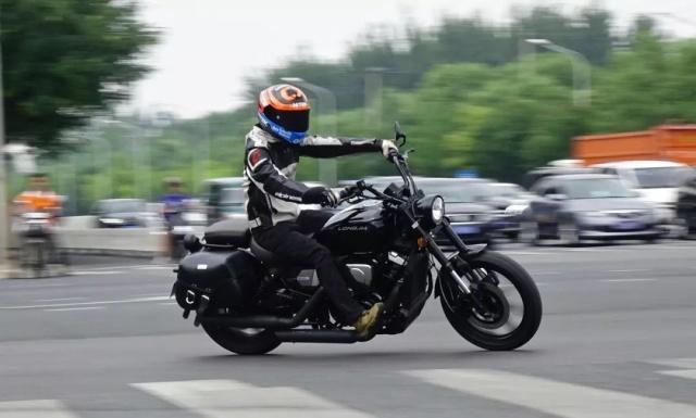 两万元级别龙嘉V途，国产巡航车新势力，车主：颜值与性能齐飞