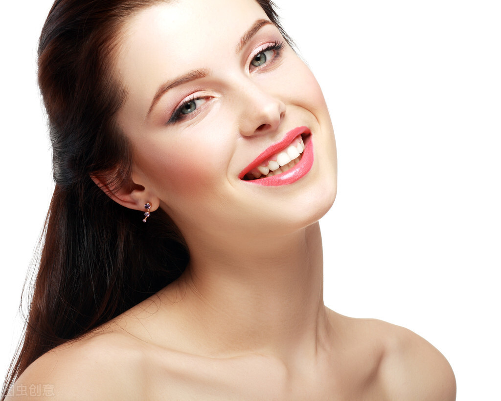 熊果苷美白精华能祛斑吗,熊果苷精华可以美白吗