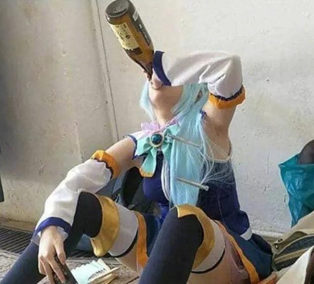 玩cos花钱太多有负罪感,玩cos赚钱吗