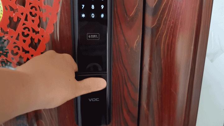 没带钥匙智能门锁,没带钥匙有办法开锁嘛