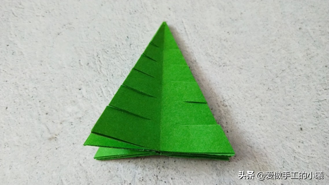 儿童手工折纸圣诞树,折纸圣诞树立体贺卡