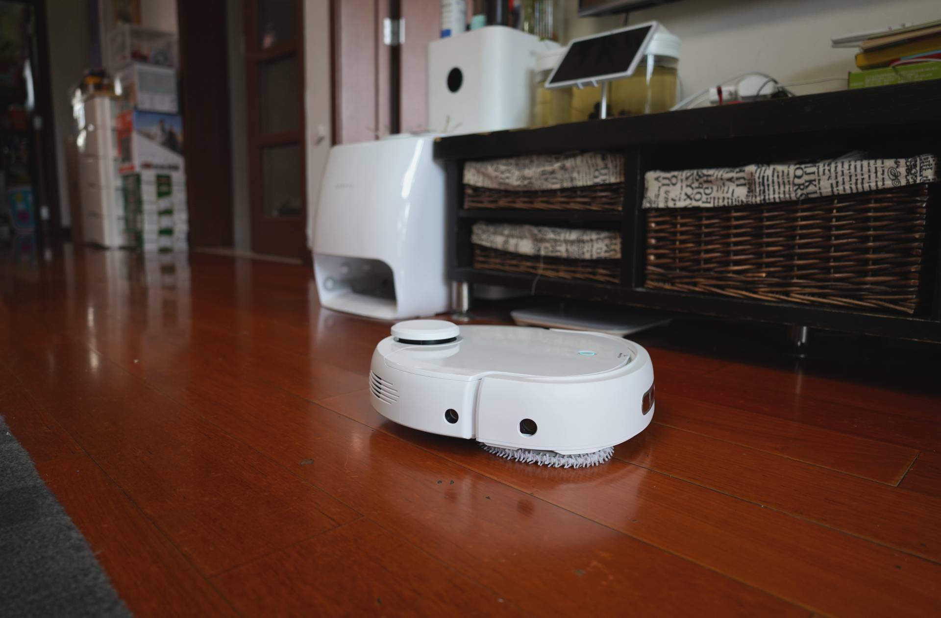 拖地扫地一体机如何自动清洗,扫地拖地机器人自动清洗