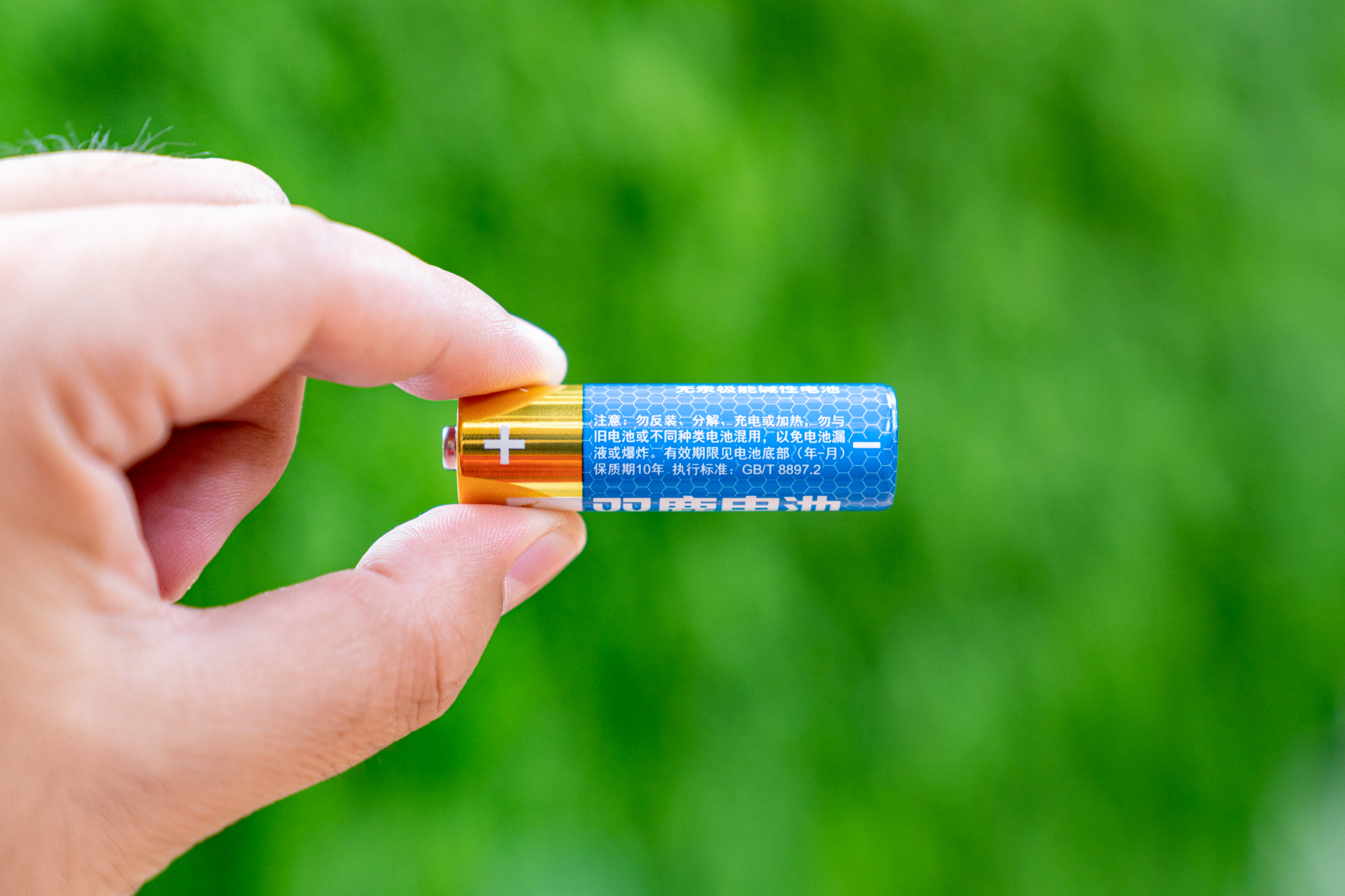 5号电池南孚金霸王哪个好,5号碱性电池双鹿