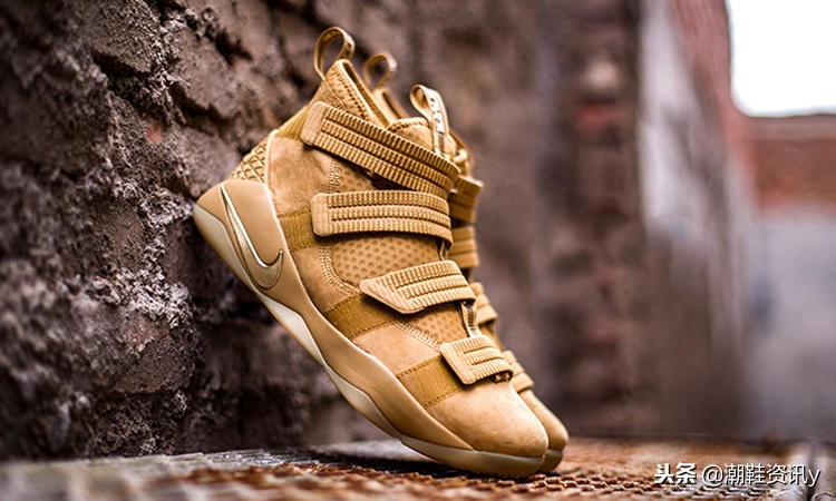 耐克球鞋大秀小麦肌,真的不要太低调