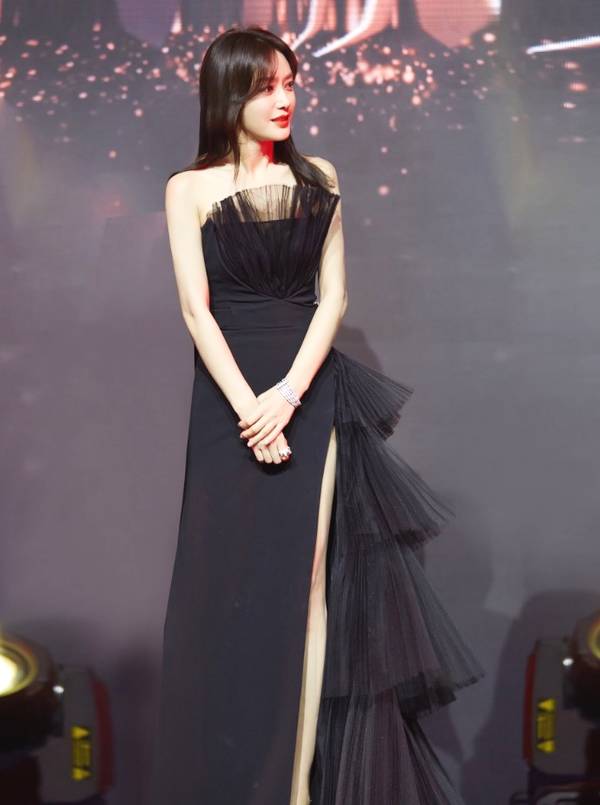 冬天穿制服太冷,冬天晚礼服冷