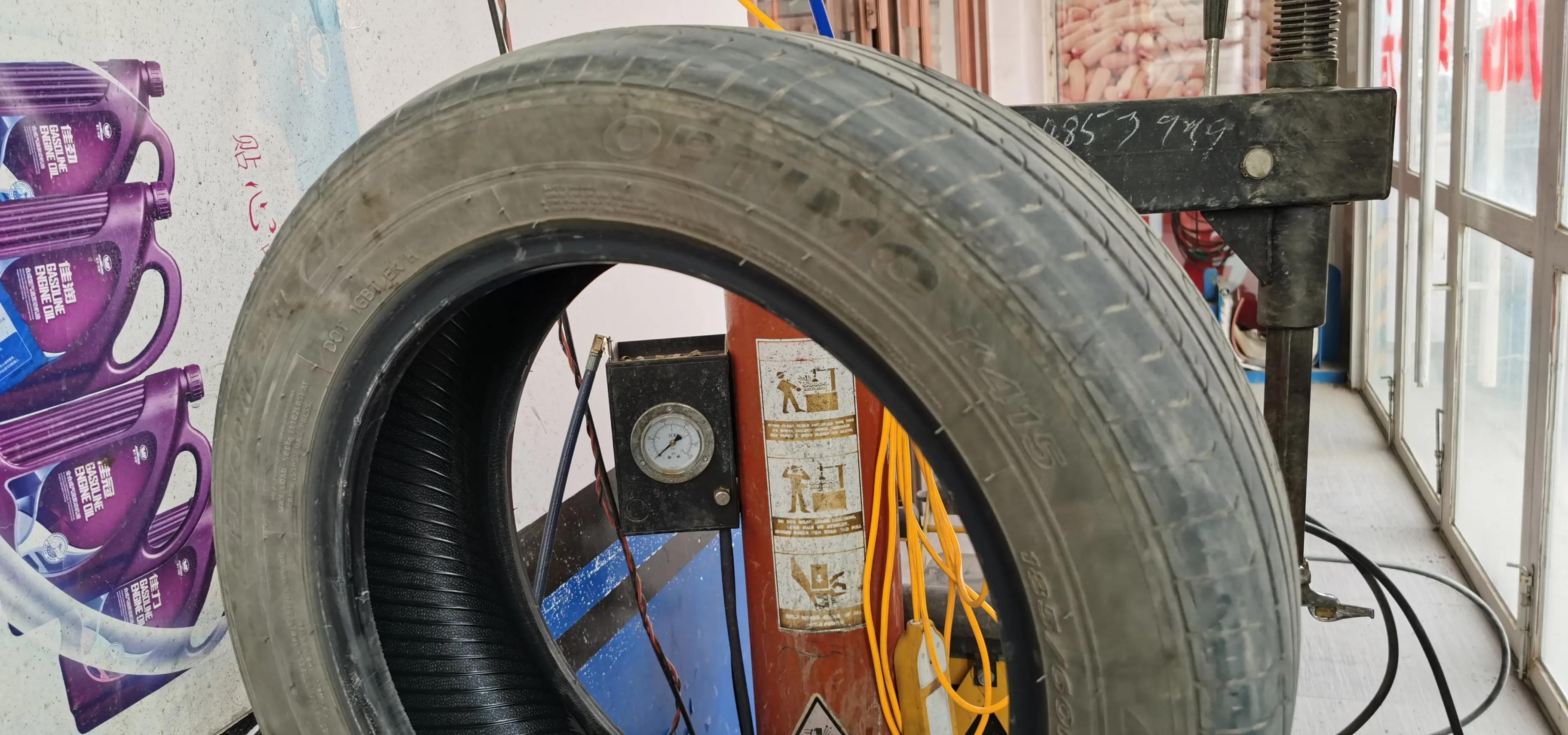 京东购买轮胎一年时间表面裂缝严重,客服要求邮寄厂家技术鉴定