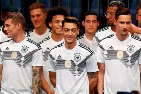 欧洲杯德国战车集锦回顾,德国战车为什么没参加世界杯