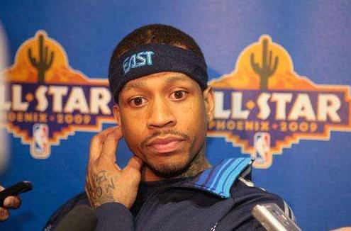 不换脏辫都不知道你能多帅！邓肯退役魅力大增，AI留脏辫才有灵魂