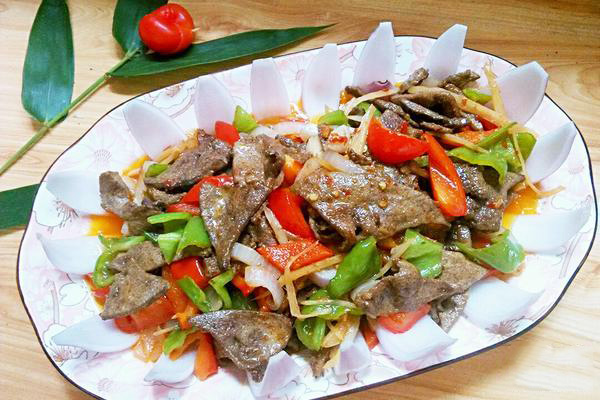 猪肝怎么炒好吃又嫩猪肝怎么清洗,猪肝千万别生吃图