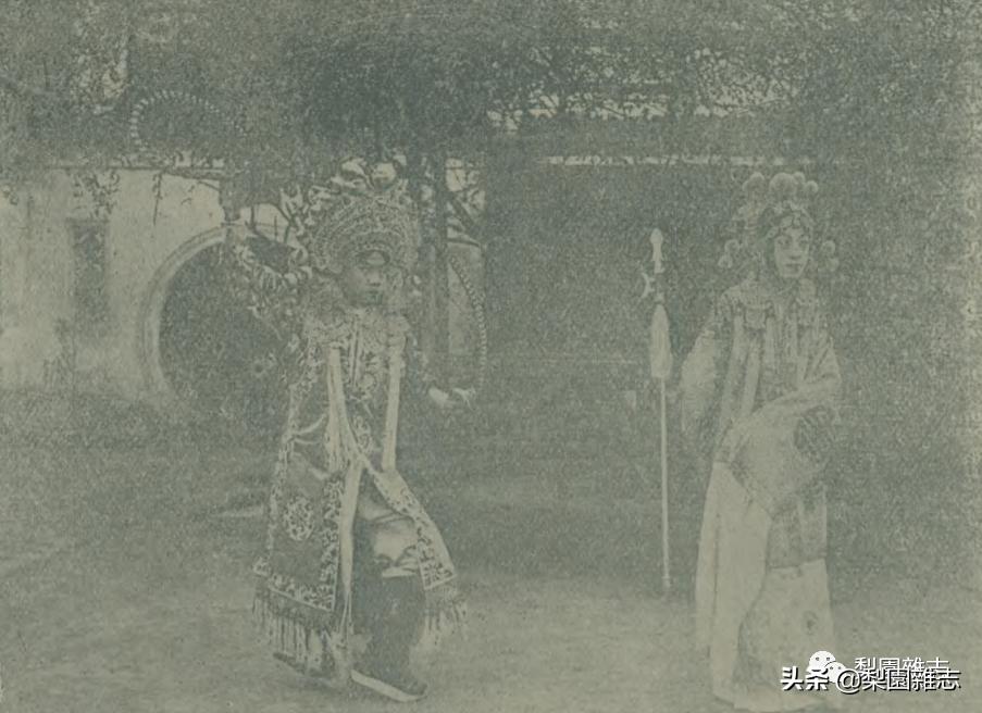 关于锣鼓的笔战：梅兰芳答萧伯纳“昆曲不用锣鼓者”到底对不对？