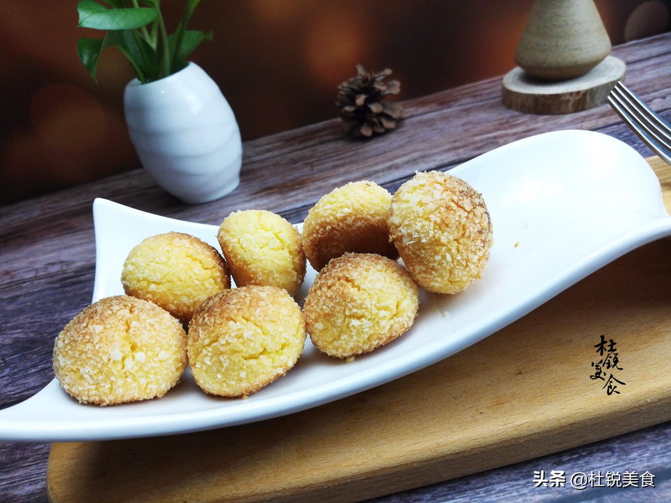 烘焙专用椰丝的做法,椰丝球烤箱做法