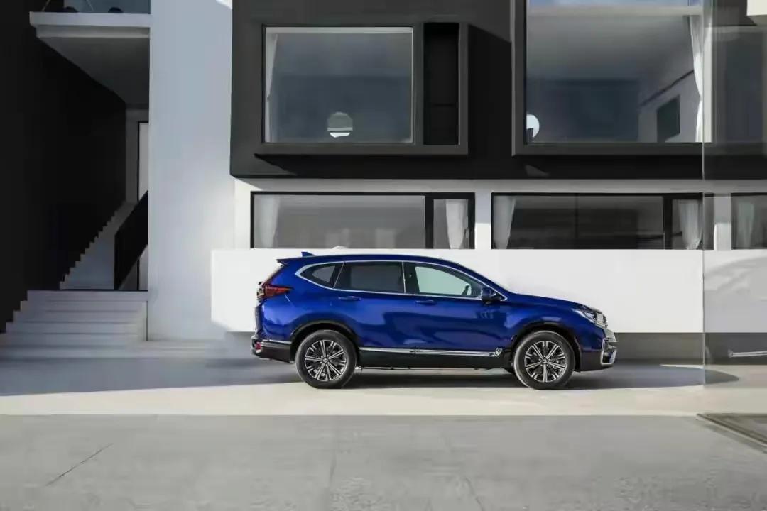 本田cr-v锐混动2.0l两驱车评,2.0l动力能跑多少