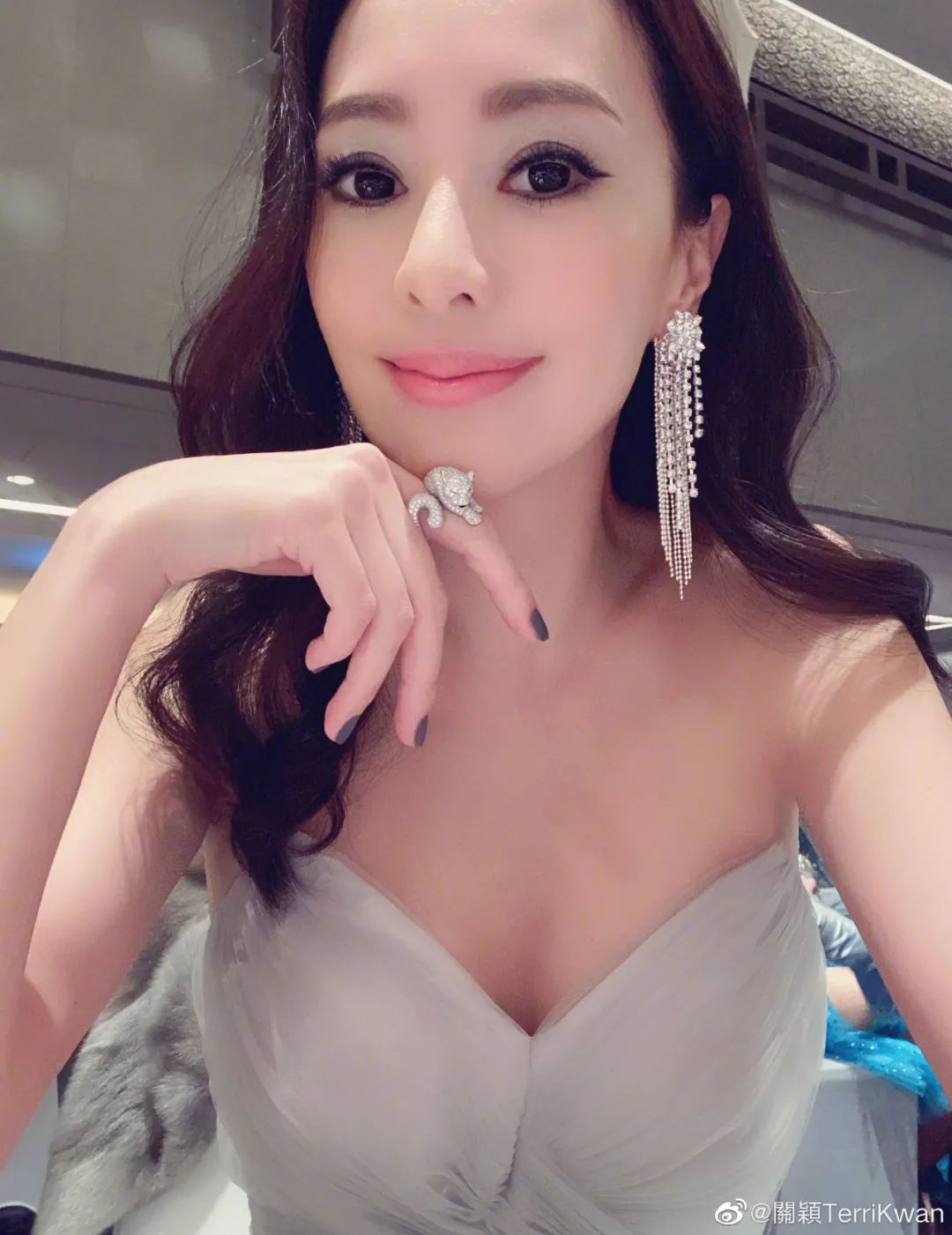 鍙版咕绗竴鍚嶅獩濂冲効,鍙版咕棣栧瘜绗竴鍚嶅獩